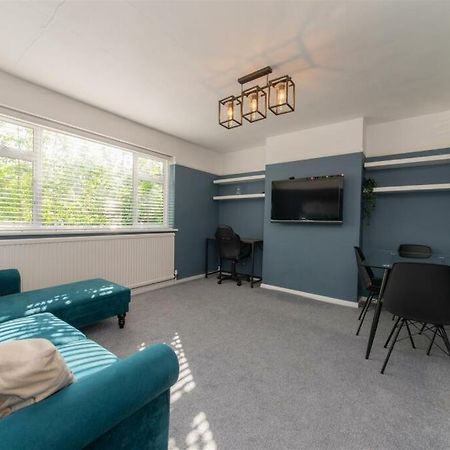 Vibrant & Stylish Mill Hill East Pad Apartman Hendon Kültér fotó