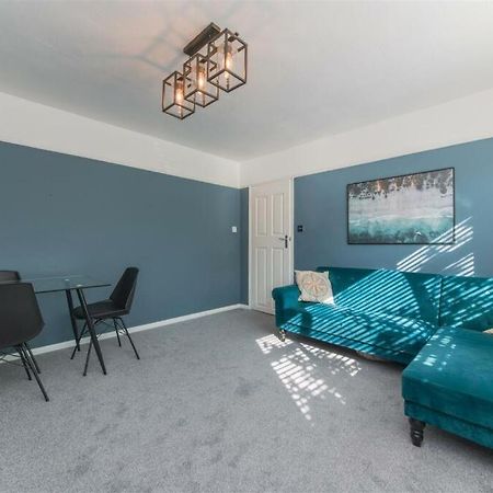 Vibrant & Stylish Mill Hill East Pad Apartman Hendon Kültér fotó