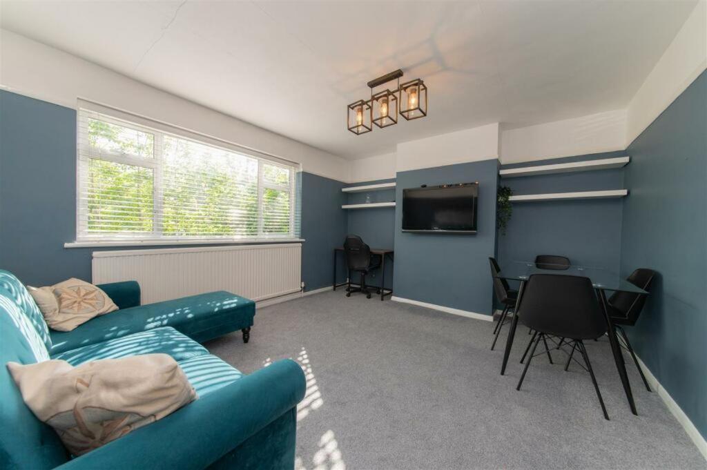 Vibrant & Stylish Mill Hill East Pad Apartman Hendon Kültér fotó