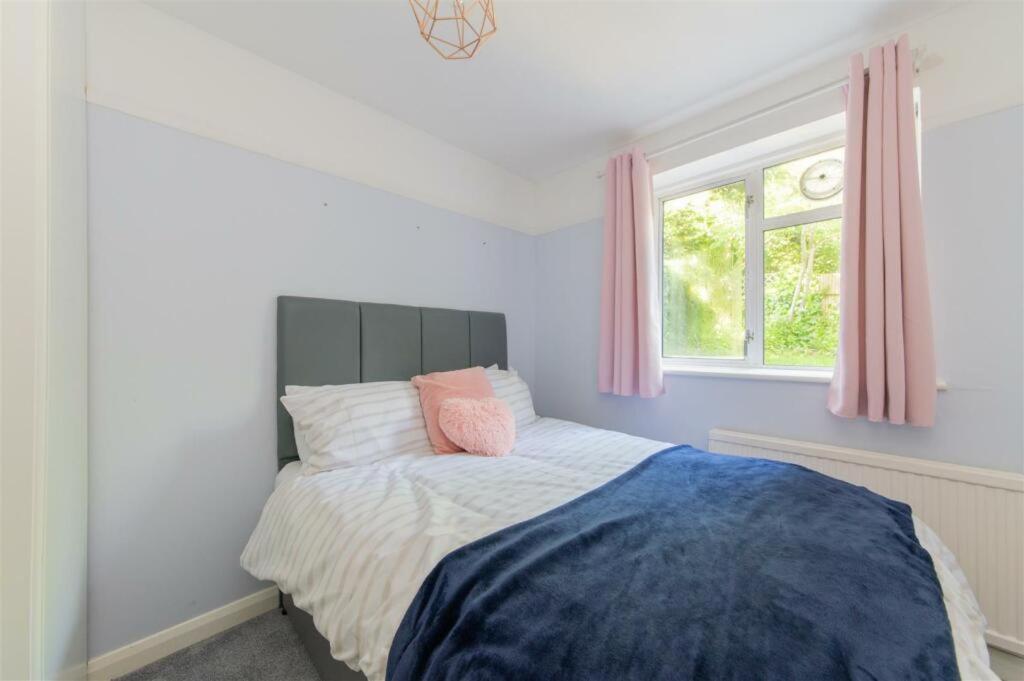 Vibrant & Stylish Mill Hill East Pad Apartman Hendon Kültér fotó